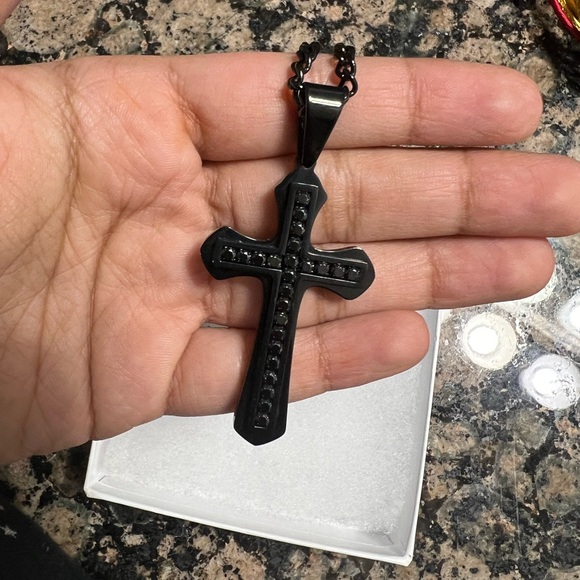 Chain - Picture 2 of 4